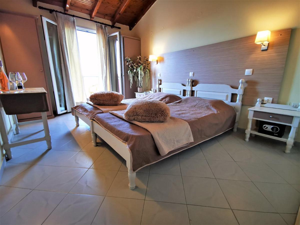 Sellas Hotel 2*