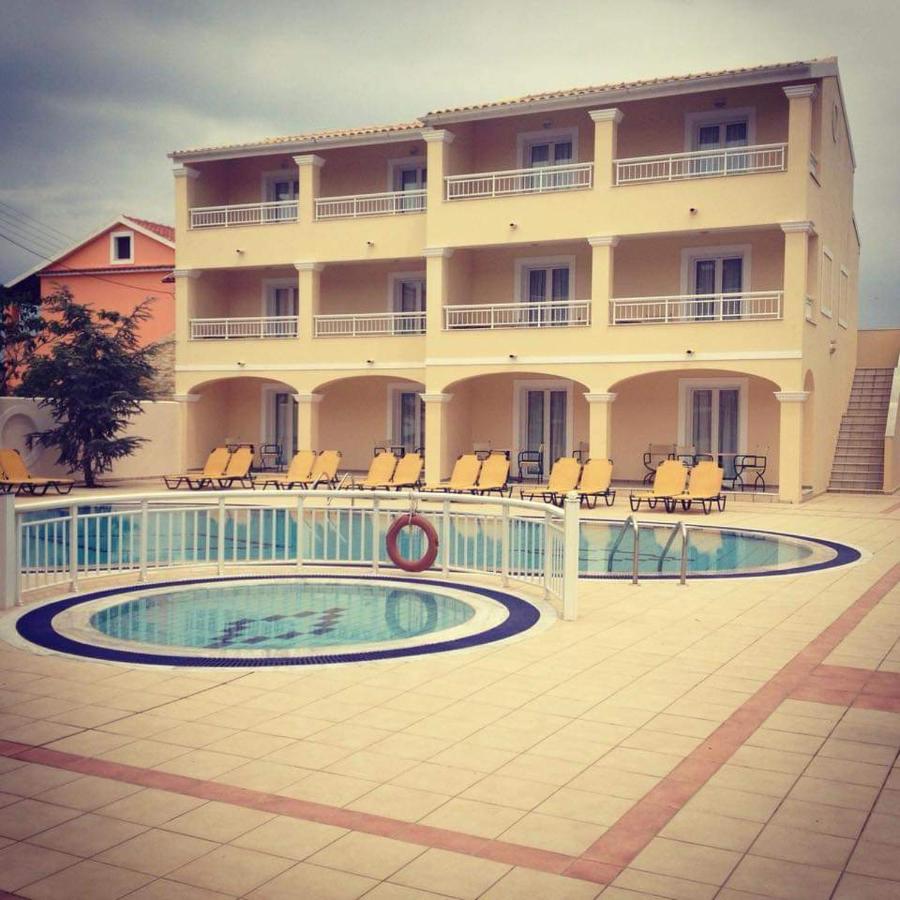 Sellas Hotel 2*